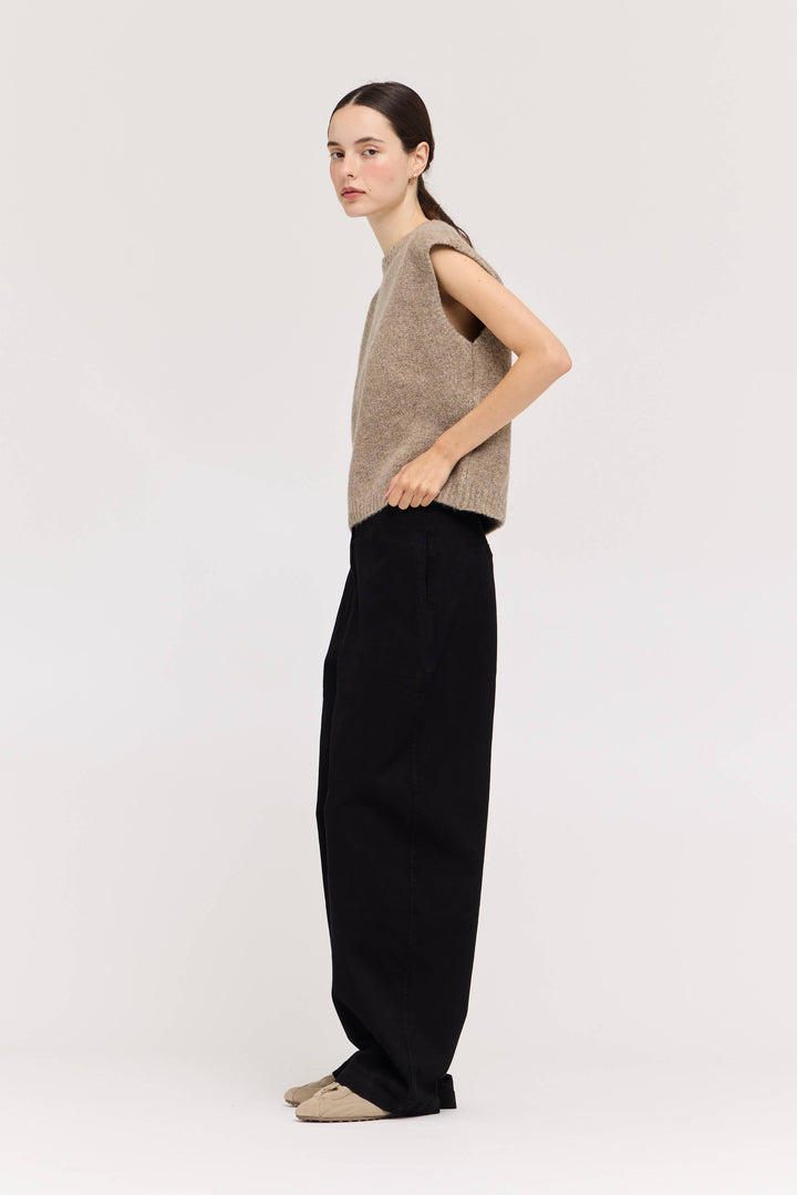 Basic Knit Vest