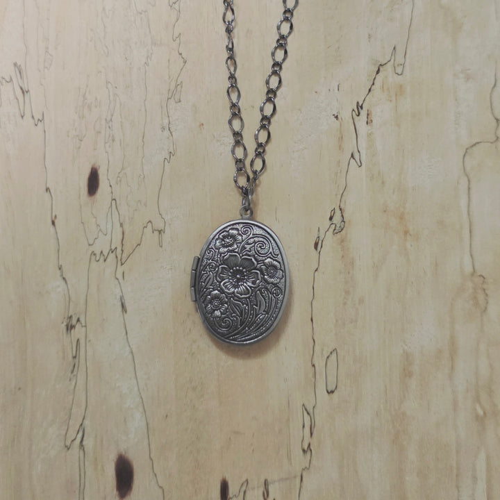 Silver Floral Necklaces
