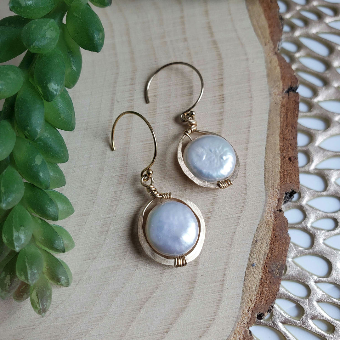 Coin Pearl Frame Earrings