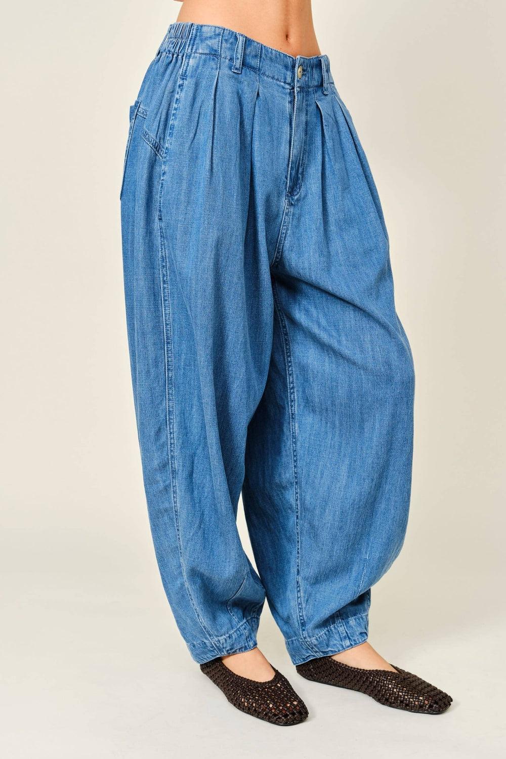 BALLOON DENIM PANTS - The Village Retail