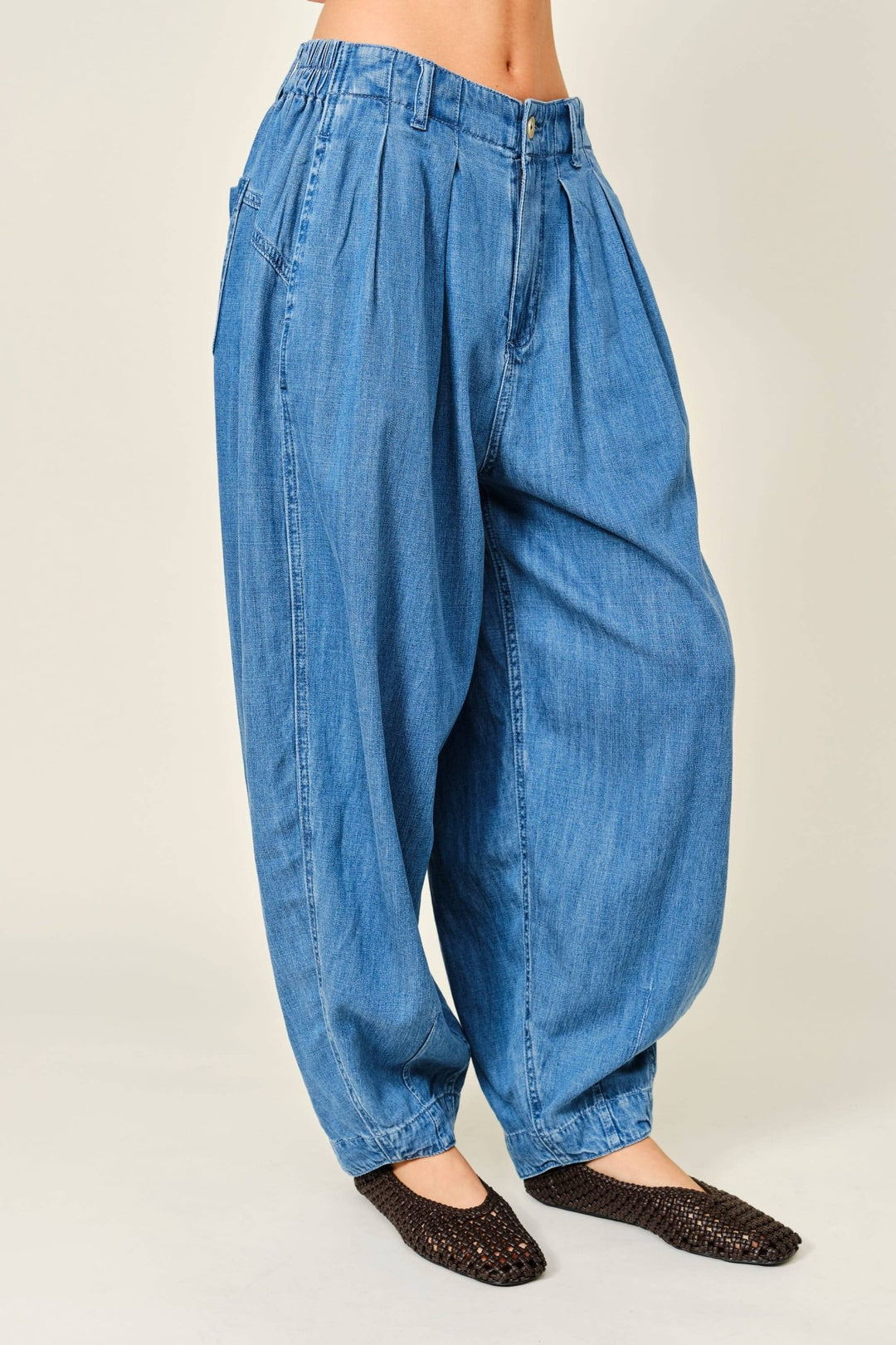 BALLOON DENIM PANTS - The Village Retail