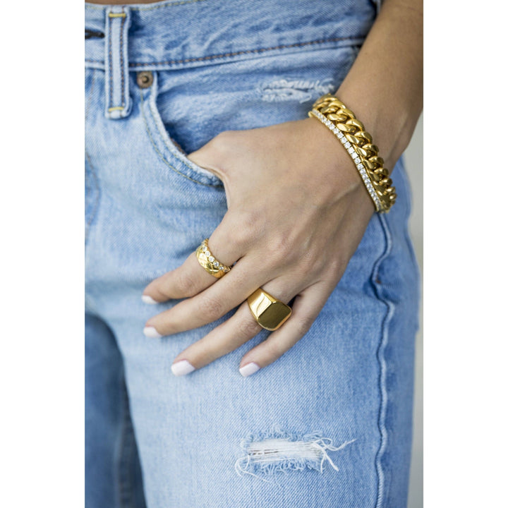 Blaire Chunky Bracelet: SIlver - The Village Retail
