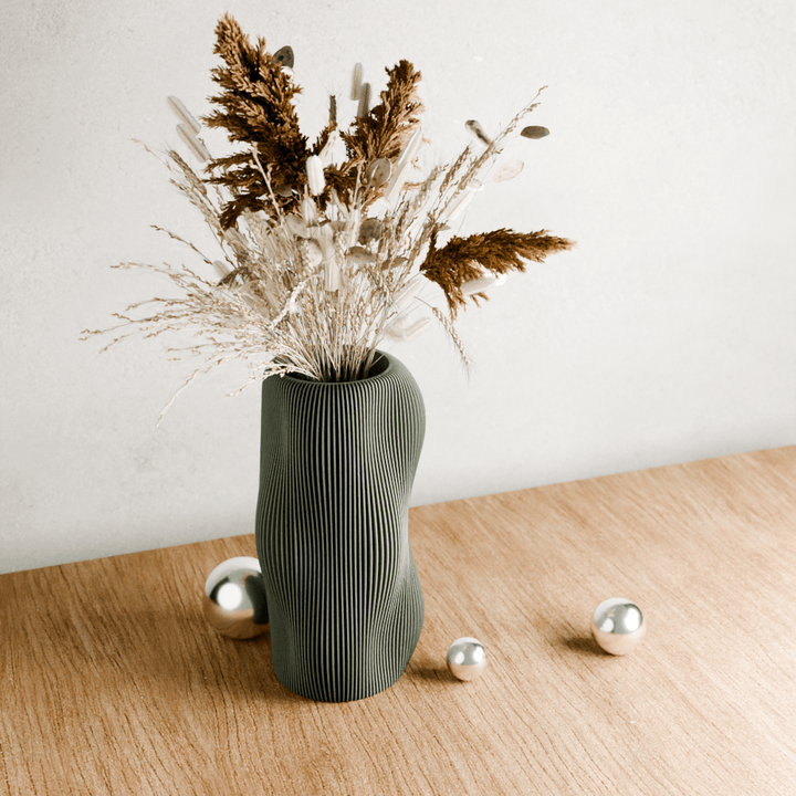 BUBBLY Vase | Modernized Pottery - The Village Retail