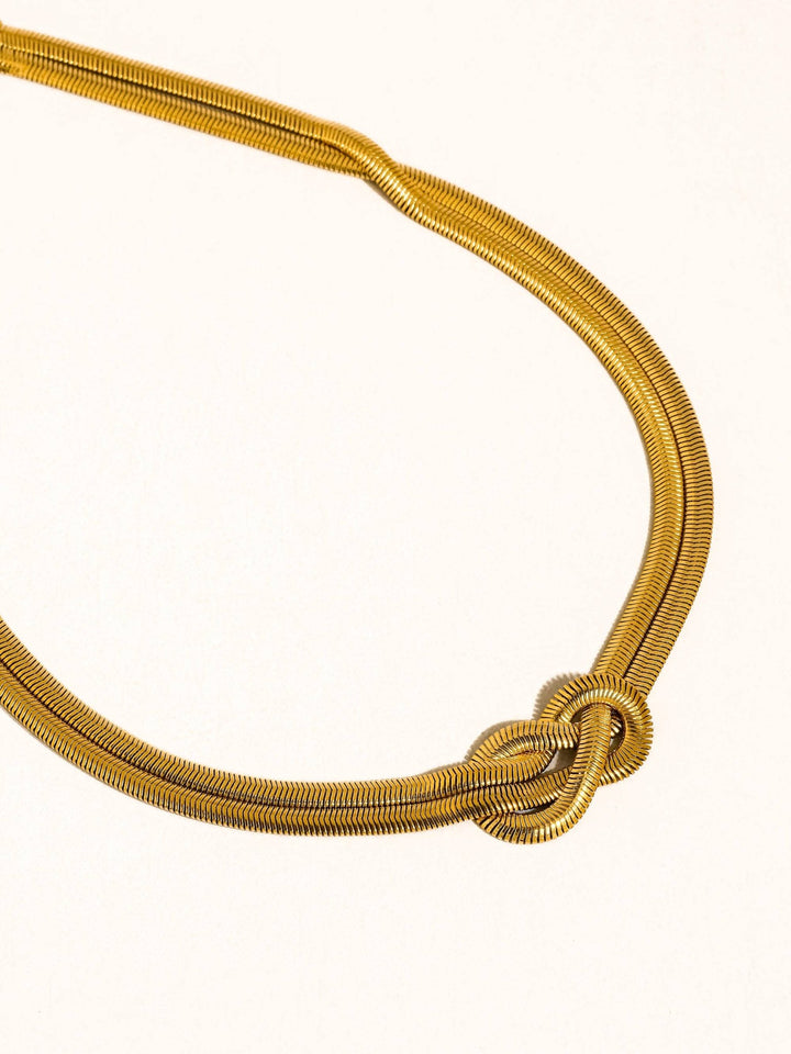 Evereign 18K Gold Non - Tarnish Knot Necklace - The Village Retail