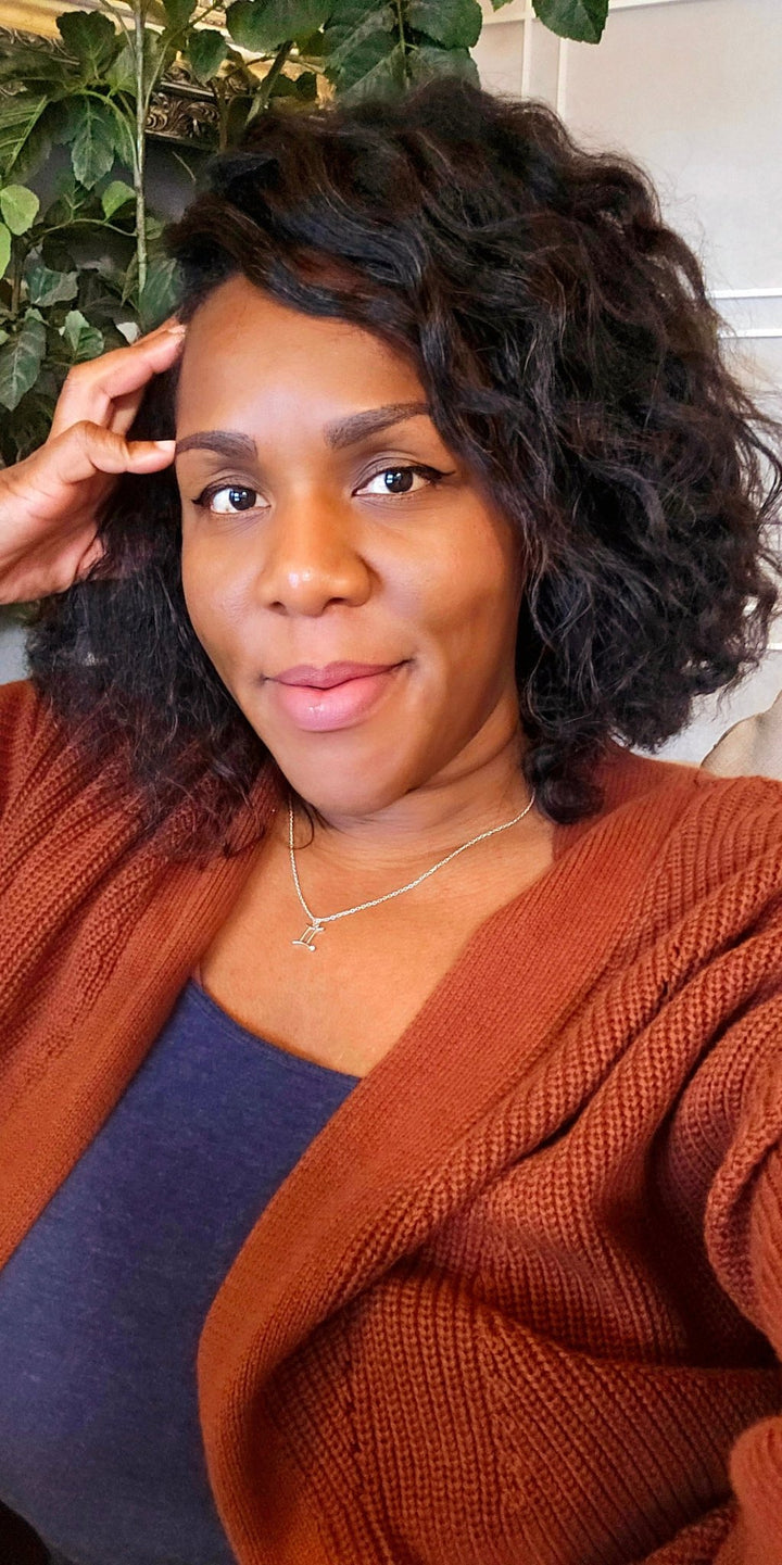 Leave in Conditioner, Detangler, and Frizz Control - The Village Retail