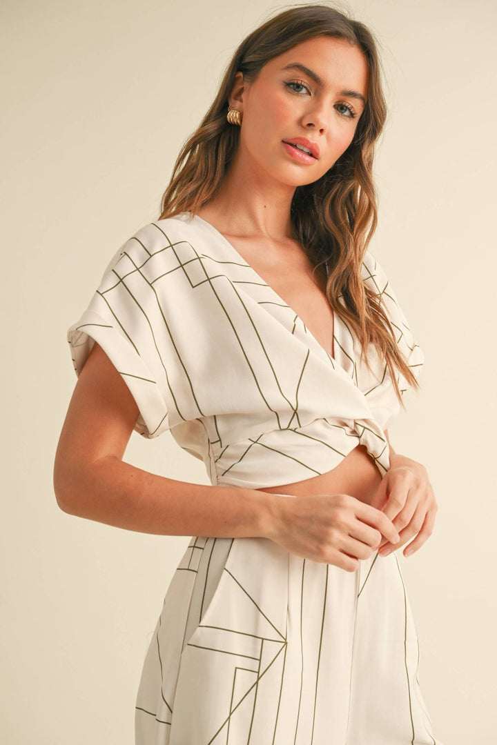 MULTI GRID PATTERN KNT FRONT TOP - The Village Retail