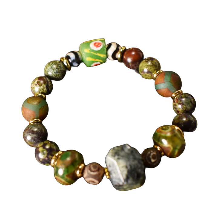 The Dragon’s Blood &amp; Labradorite Bracelet - The Village Retail